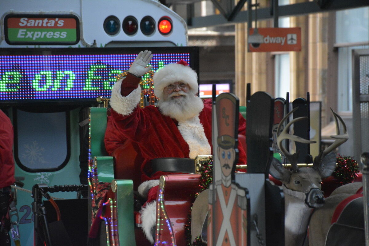 Holiday train 1.jpg